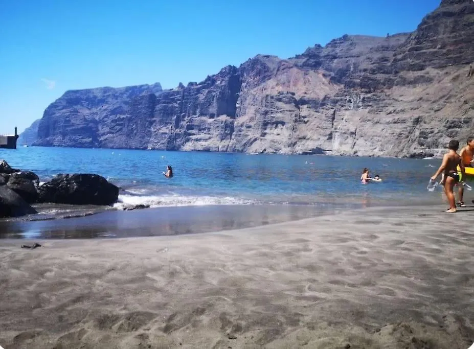 Apartment Perfect Getaway In Los Gigantes, Shared Pool-Wifi Acantilado de los Gigantes